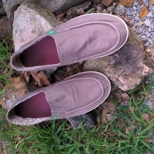 Sanuk Men's Sidewalk Surfer Canvas Slip-On Loafer in Gray